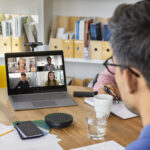 Bild-Jabra-Speak2-55-Lifestyle-Meeting