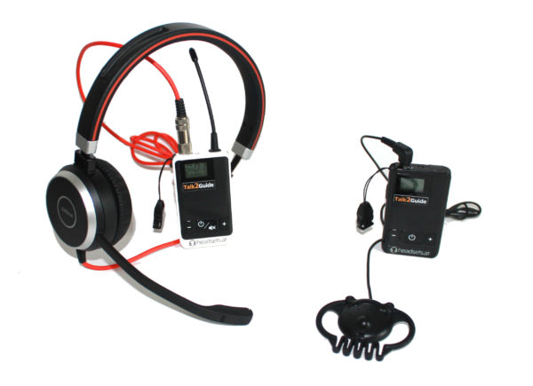 Sender-und-Empfaenger-Talk2Guide-headsets_at2